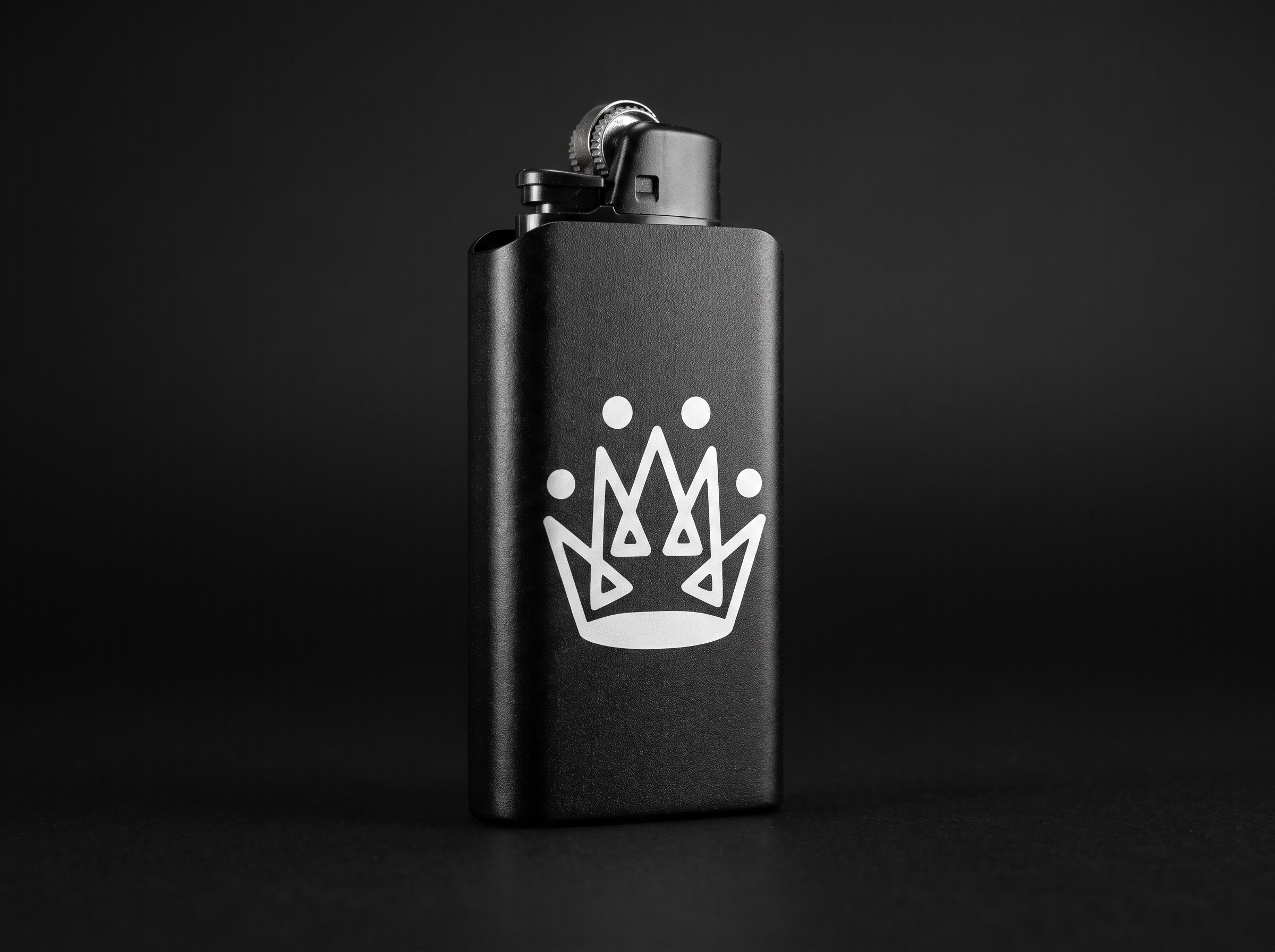 Originals brushed metal engraved lighter case with white crown